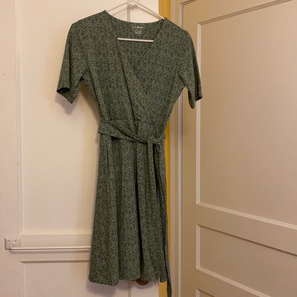 LL Bean dress with wrap belt